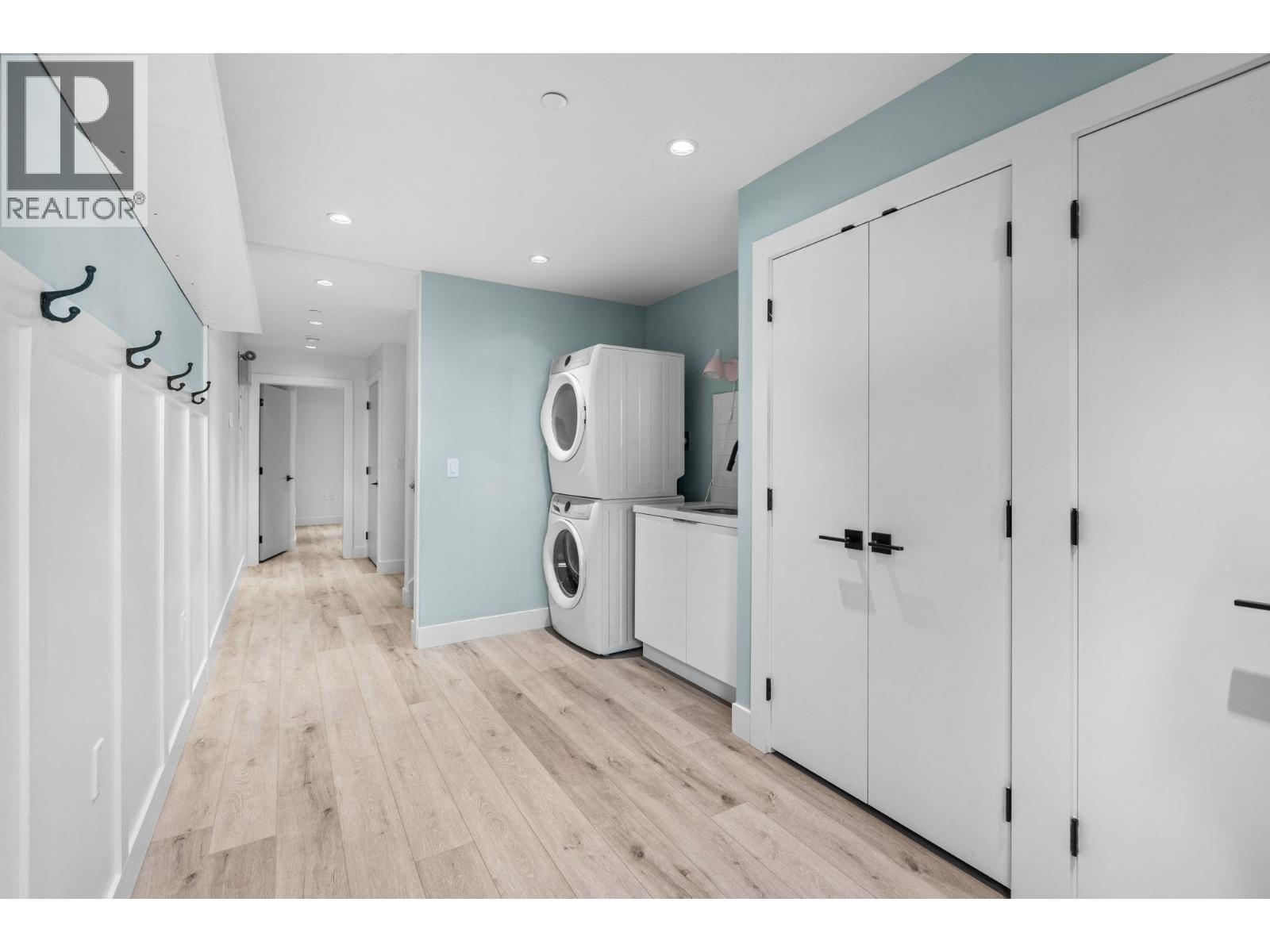 3123 W 16TH AVENUE, Vancouver