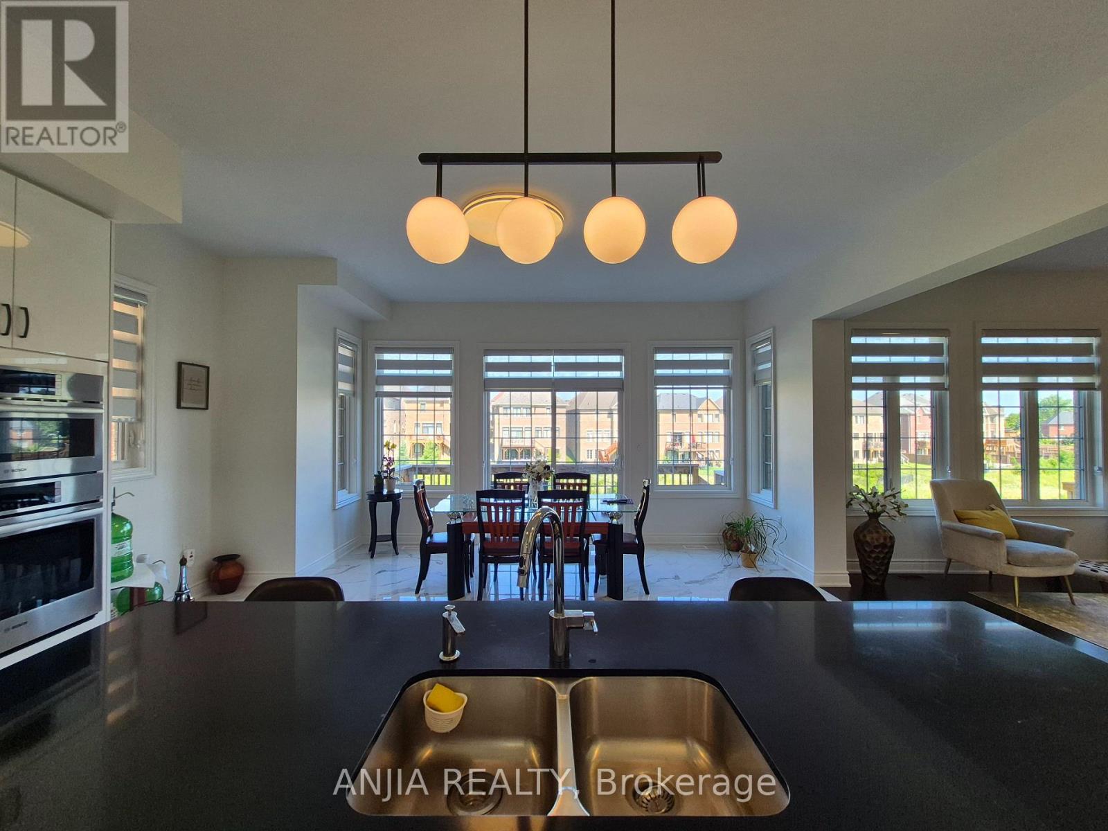 50 MEADOW VISTA CRESCENT - 21