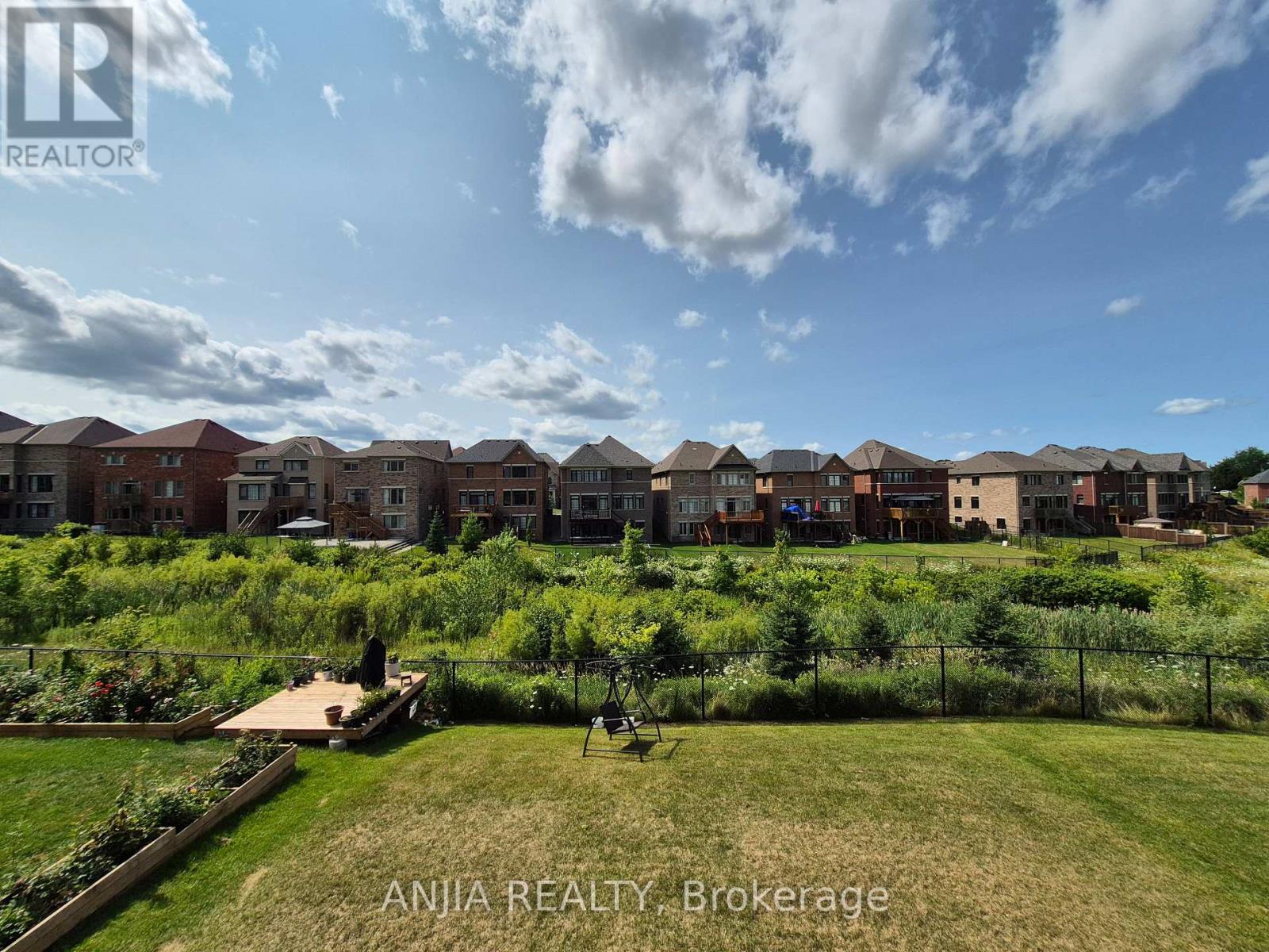 50 MEADOW VISTA CRESCENT - 24