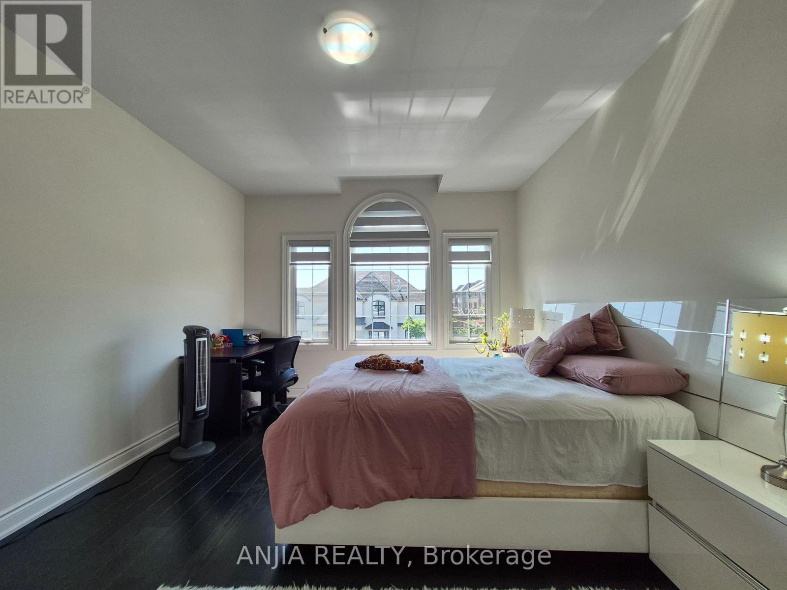 50 MEADOW VISTA CRESCENT - 42