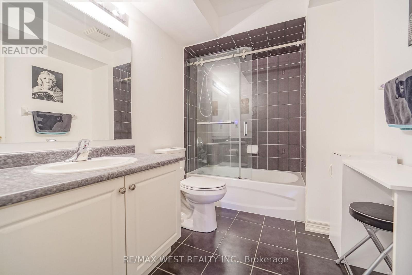 221 ISAAC DEVINS BOULEVARD - 6