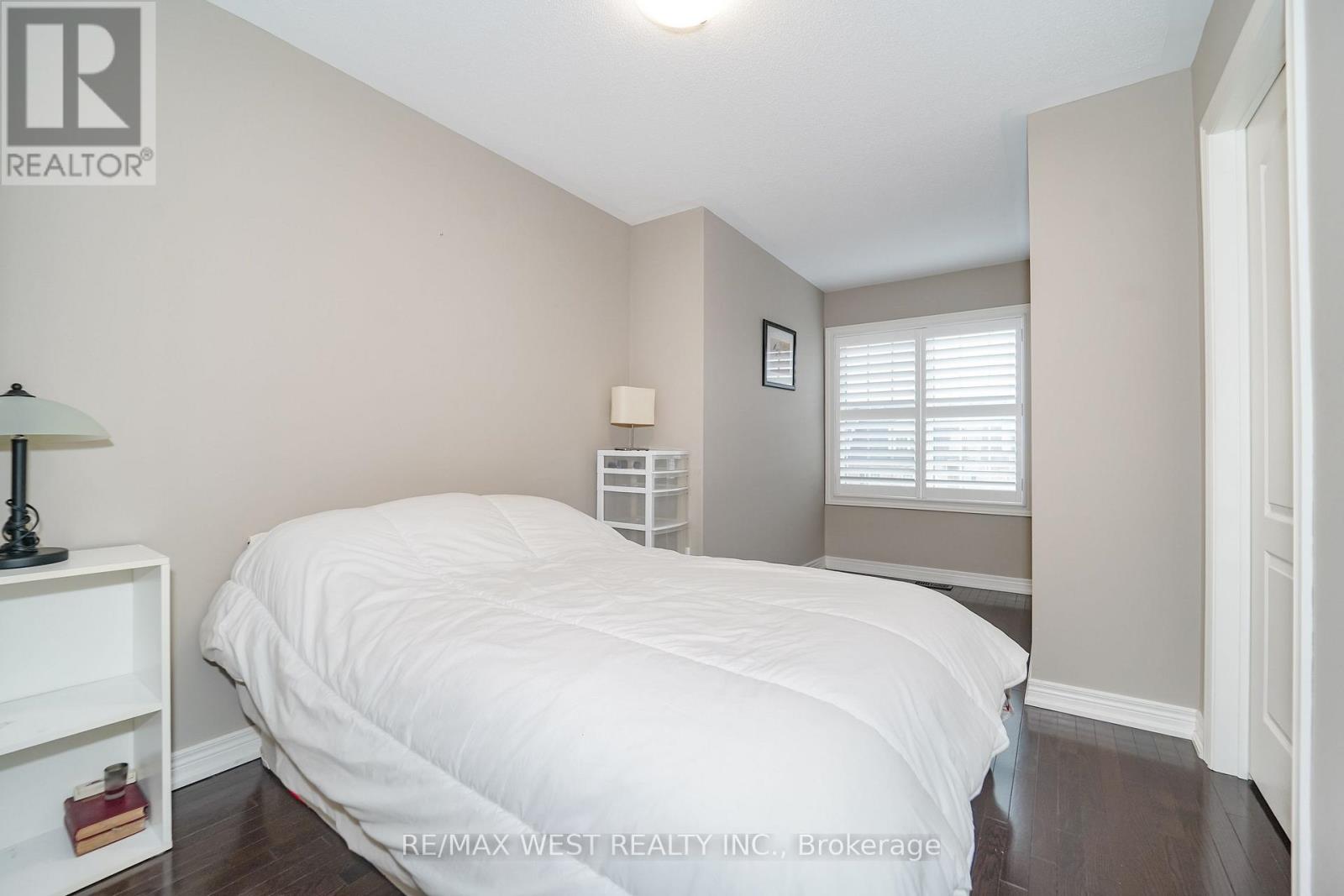 221 ISAAC DEVINS BOULEVARD - 7