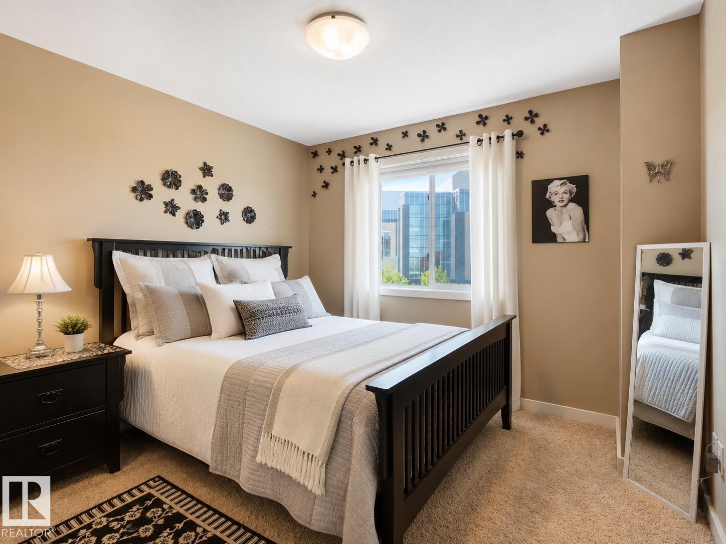 #3 11811 106 ST NW - 9