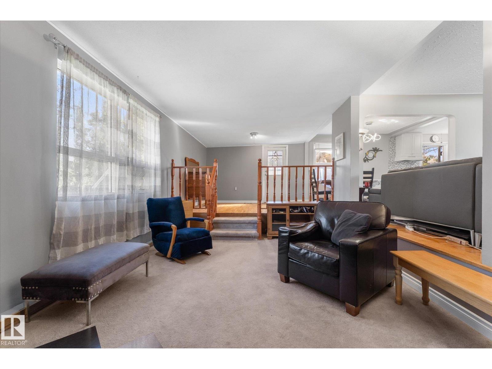 6054 107A ST NW - 10