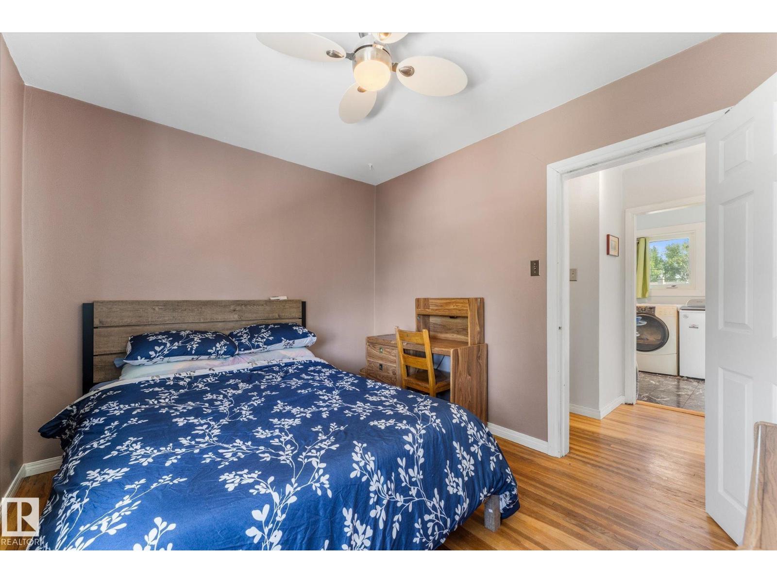6054 107A ST NW - 25