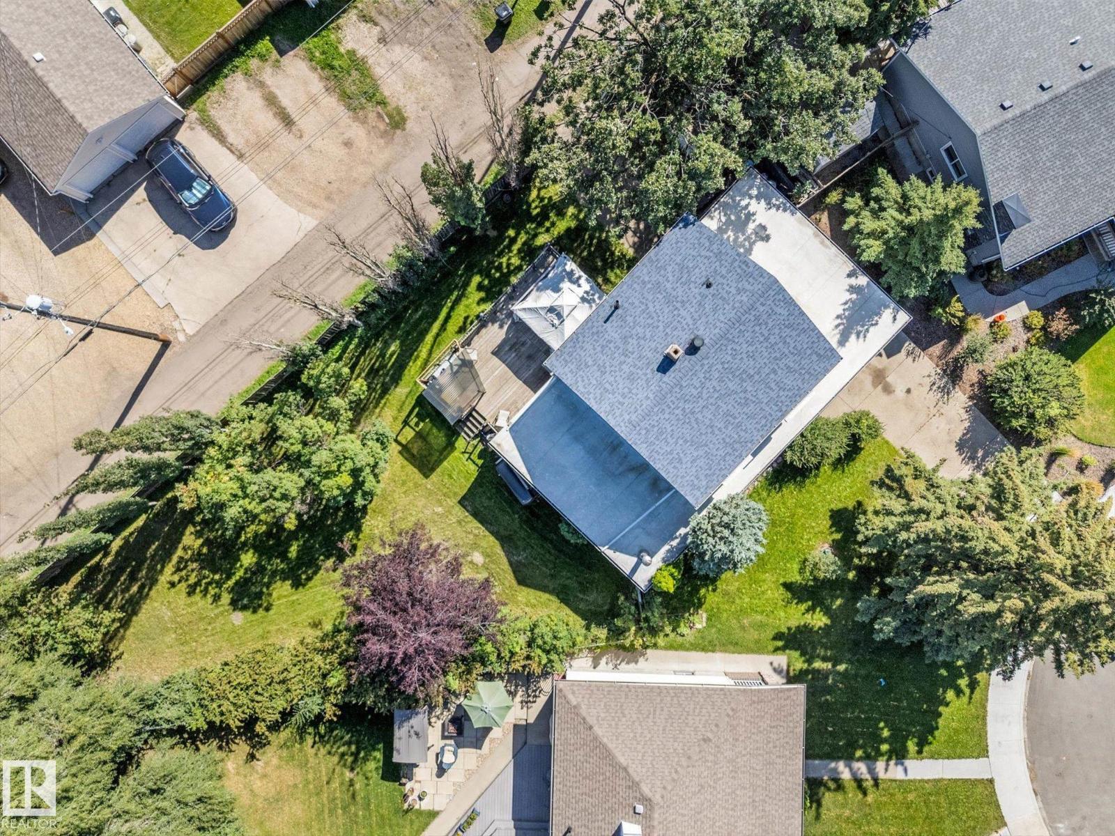 6054 107A ST NW - 37