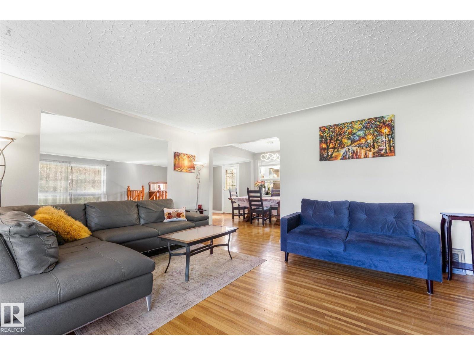 6054 107A ST NW - Image 5