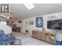1071 Bourban Rd, Mill Bay, BC V0R2P2 Photo 25