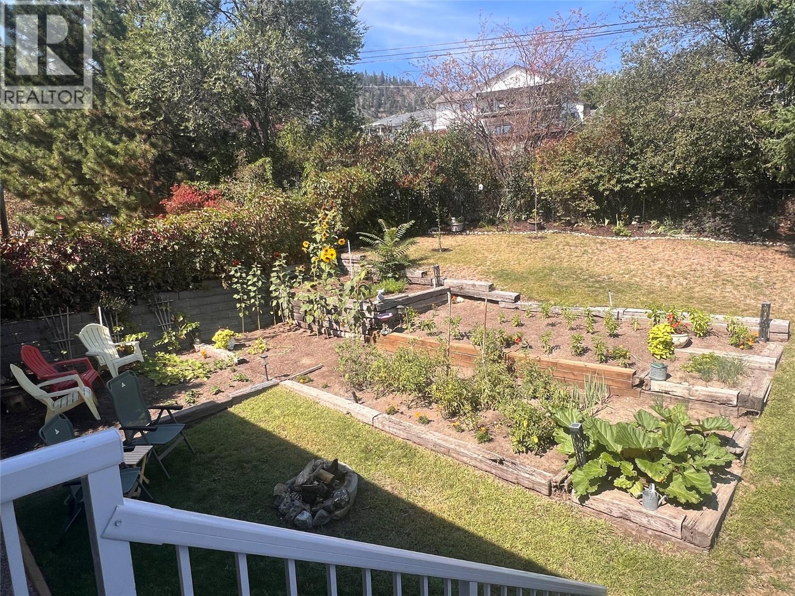 6160 Davies Crescent, Peachland