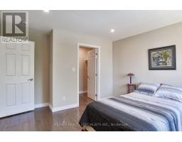 15 Lankin Avenue, Bracebridge), ON P1L1Y4 Photo 13