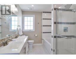15 Lankin Avenue, Bracebridge), ON P1L1Y4 Photo 16