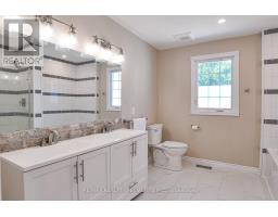 15 Lankin Avenue, Bracebridge), ON P1L1Y4 Photo 18