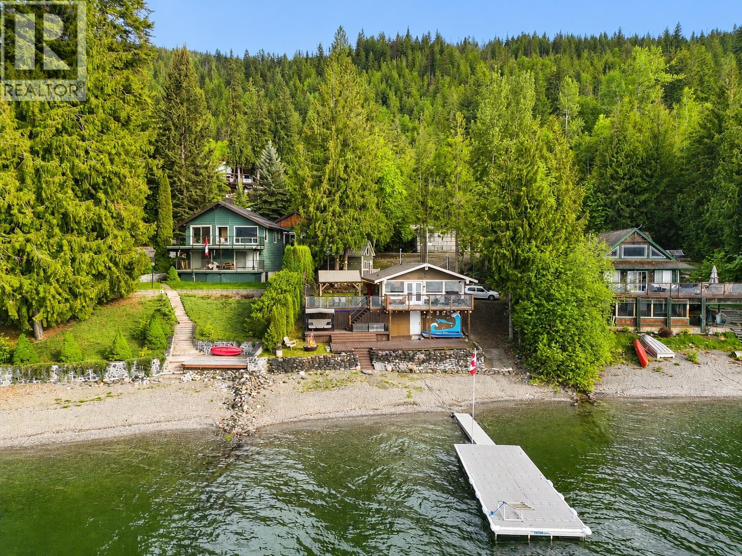 3981 Eagle Bay Road, Eagle Bay, British Columbia, V0E1T0, Eagle Bay, British Columbia — photo 2 of 5