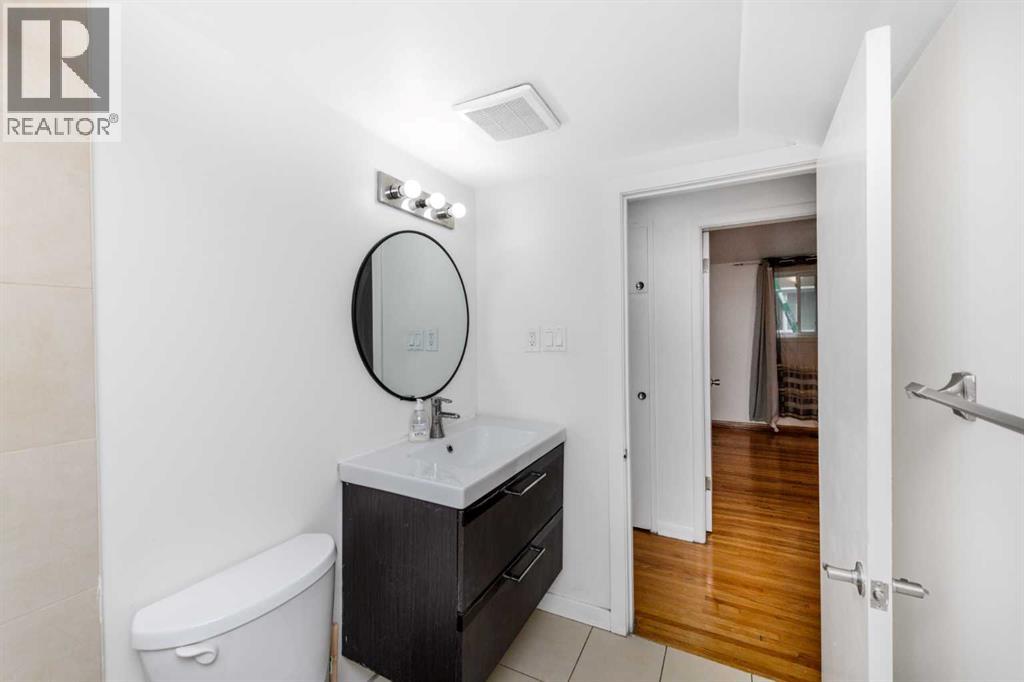 #1 2311 17A Street SW - 18