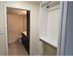 309 15111 Russell Avenue, White Rock, BC V4B2P4 Photo 10