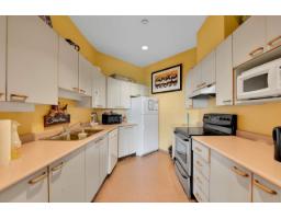 309 15111 Russell Avenue, White Rock, BC V4B2P4 Photo 24
