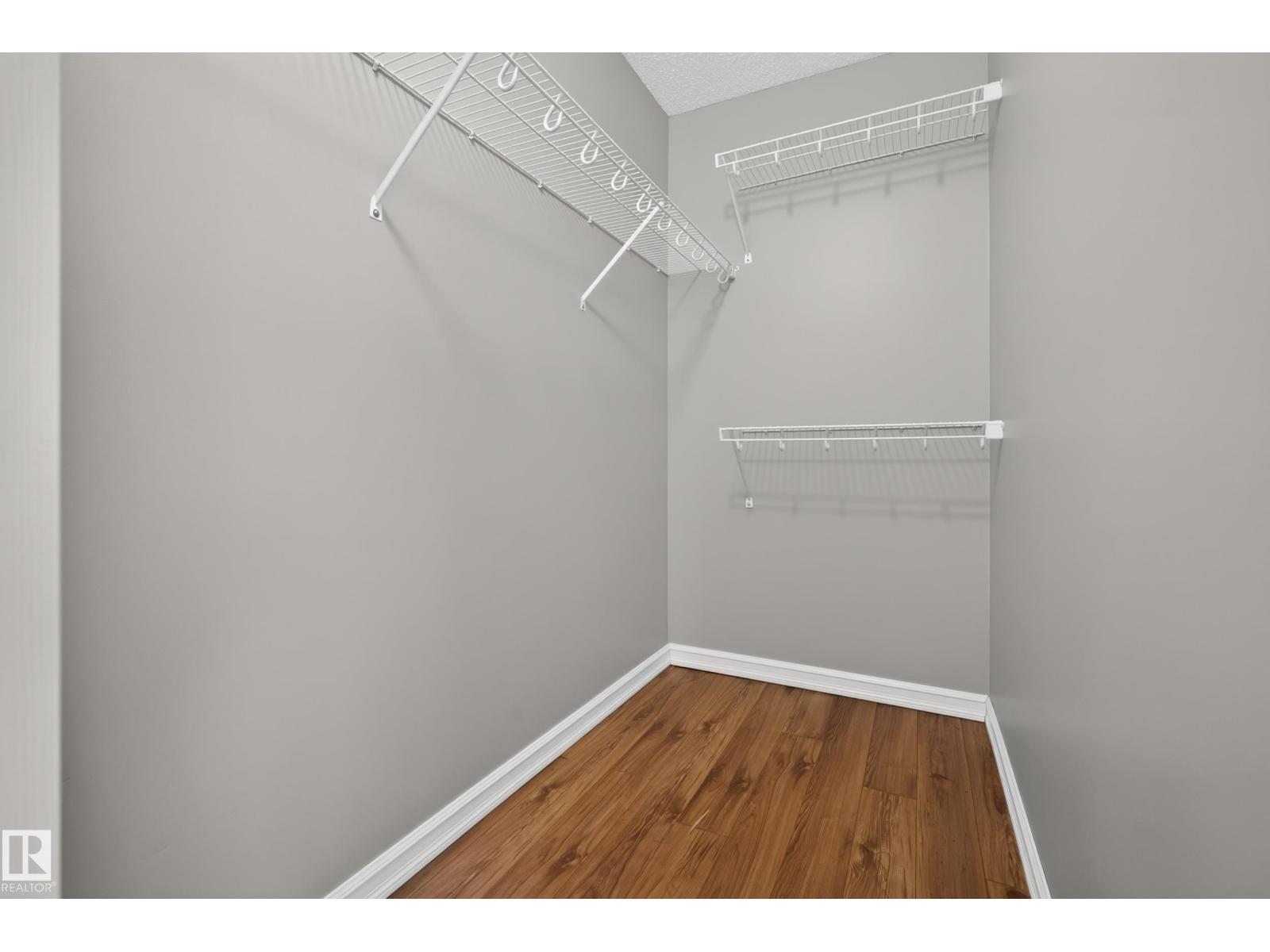 1341 BRECKENRIDGE DR NW - 32
