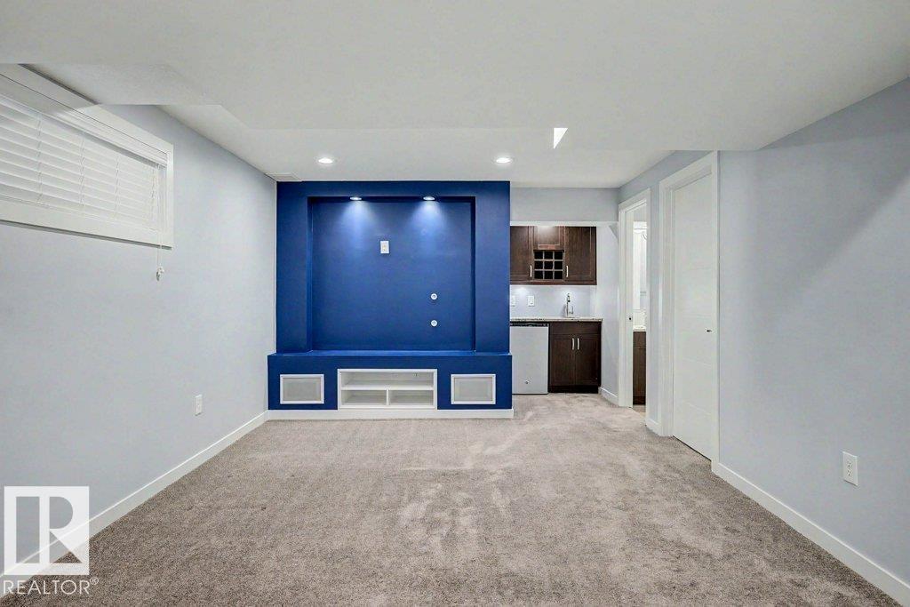 5214 ADMIRAL WALTER HOSE ST NW - 34