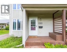 609 Salisbury Road, photo 4