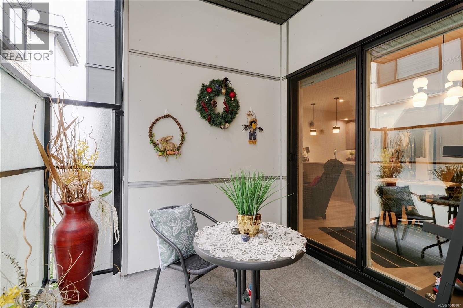 #303 918 Jenkins Ave - 21