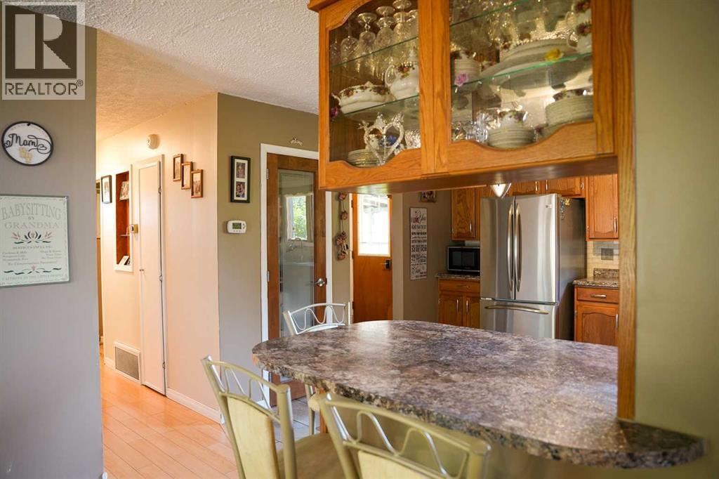 Listing photo – 43081 Rng Rd 95A, Hardisty