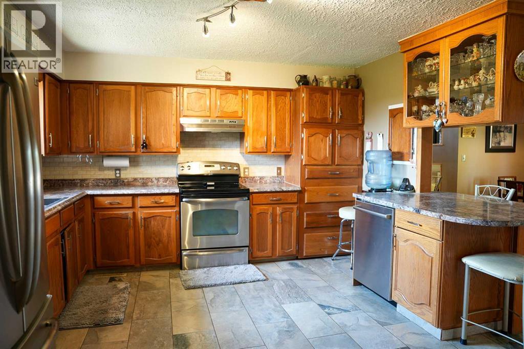Listing photo – 43081 Rng Rd 95A, Hardisty