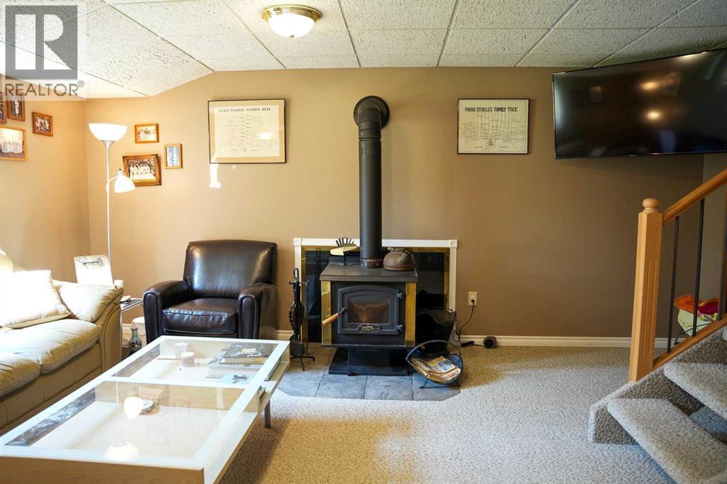 Listing photo – 43081 Rng Rd 95A, Hardisty