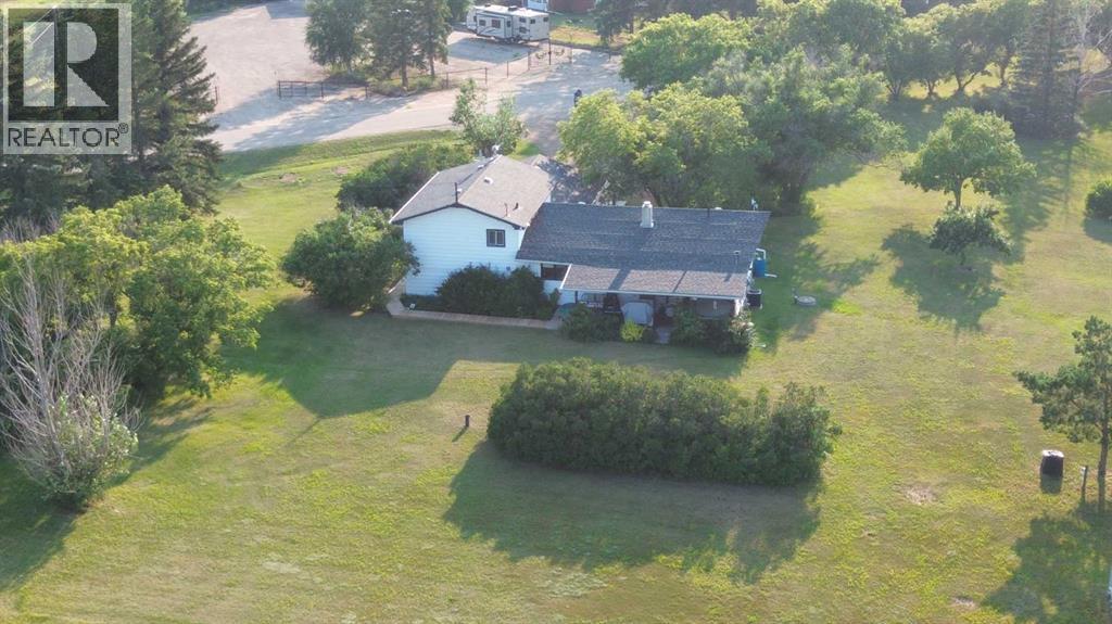Listing photo – 43081 Rng Rd 95A, Hardisty