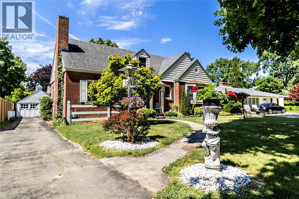 310 VICTORIA Avenue, Chatham, Ontario, N7L3A9, Chatham, Ontario — photo 3 of 5