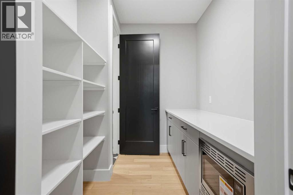 116 Greenwich Heath NW - Image 24