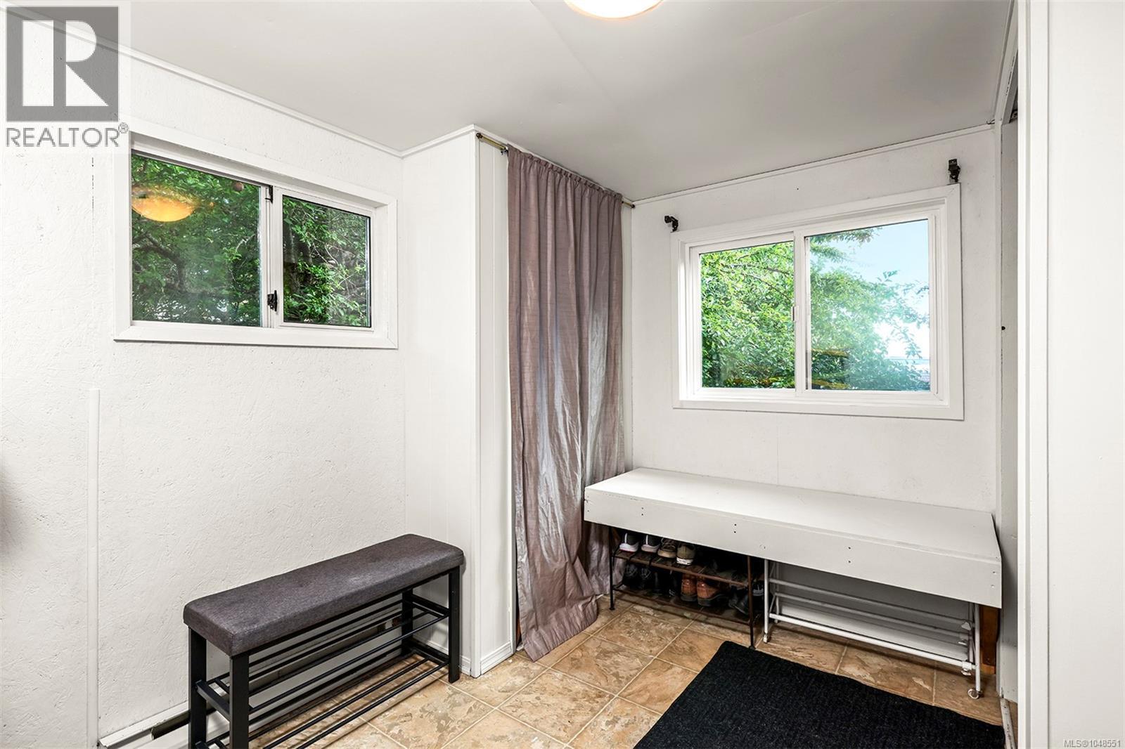 5580 Horne St - Image 24