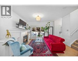 4pc Bathroom - 1, 4711 17 Avenue Nw, Calgary, AB T3B0P4 Photo 9