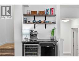 Bedroom - 1, 4711 17 Avenue Nw, Calgary, AB T3B0P4 Photo 11