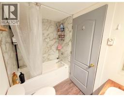709 Houghton Road Unit# 114, Kelowna, BC V1X7J7 Photo 14