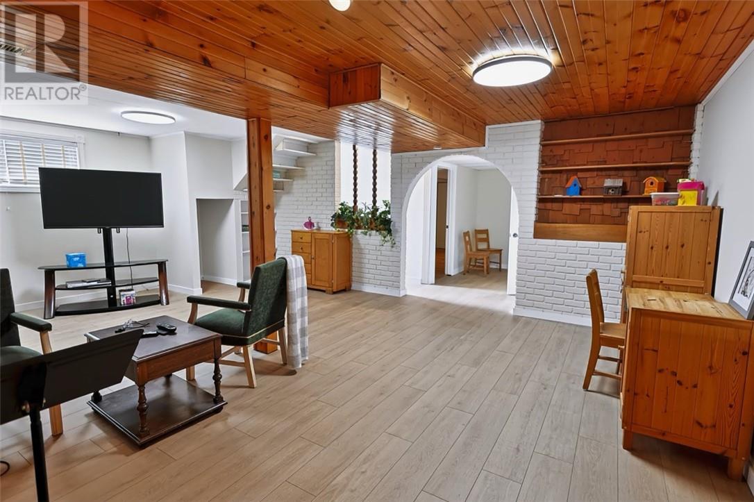 218 Anderson Drive - 25