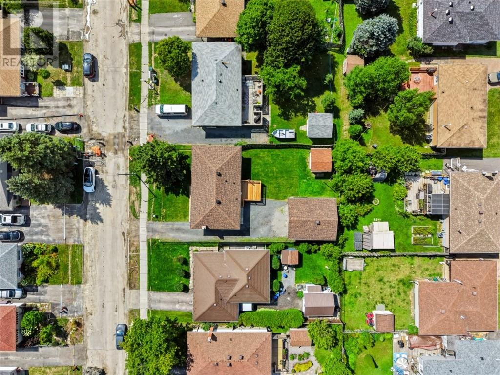 218 Anderson Drive - 52