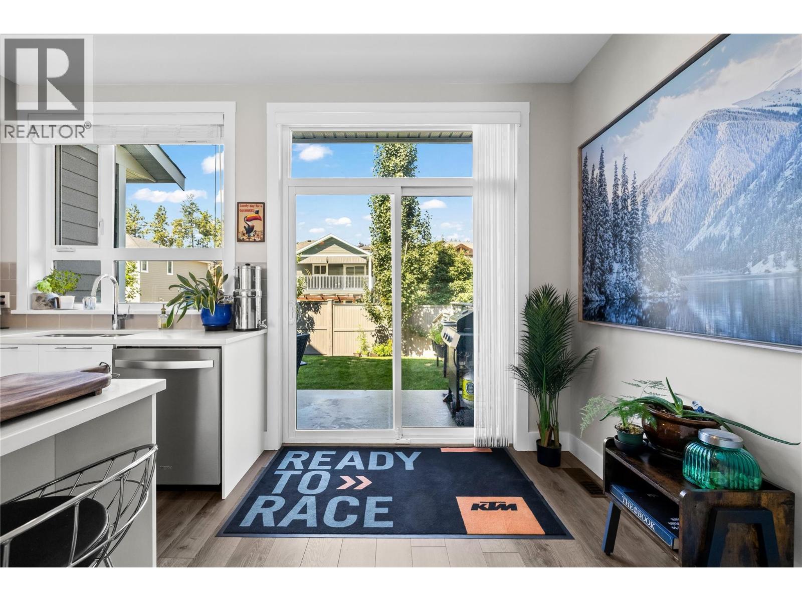 52 13098 Shoreline Way, Lake Country