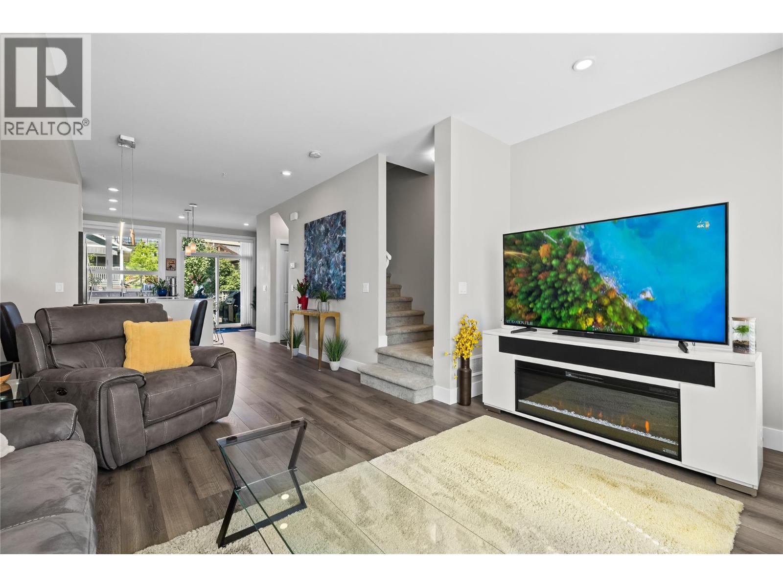 52 13098 Shoreline Way, Lake Country