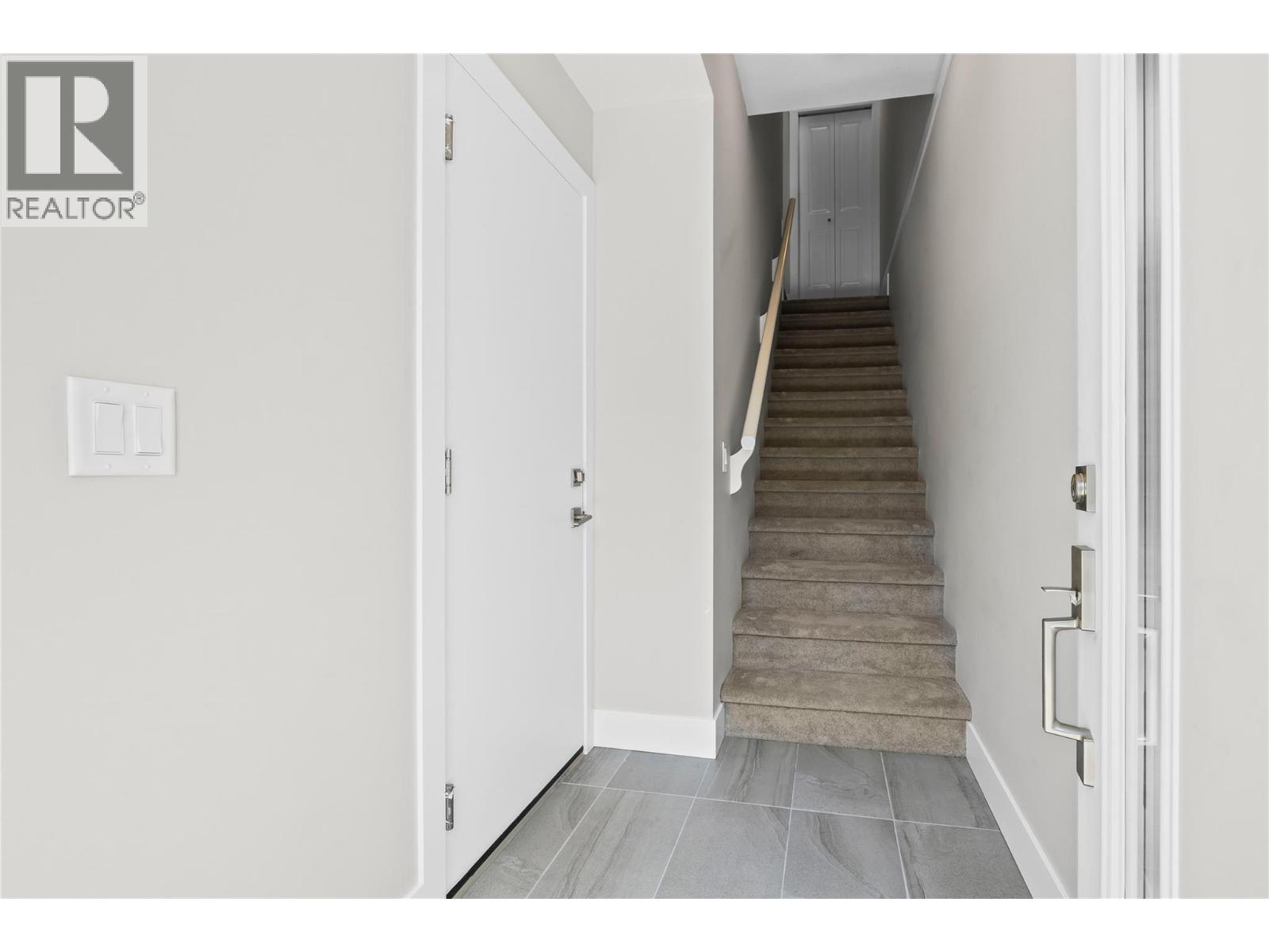 #52 13098 Shoreline Way - 31