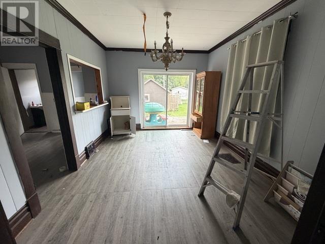 257 Alexandra ST - 11