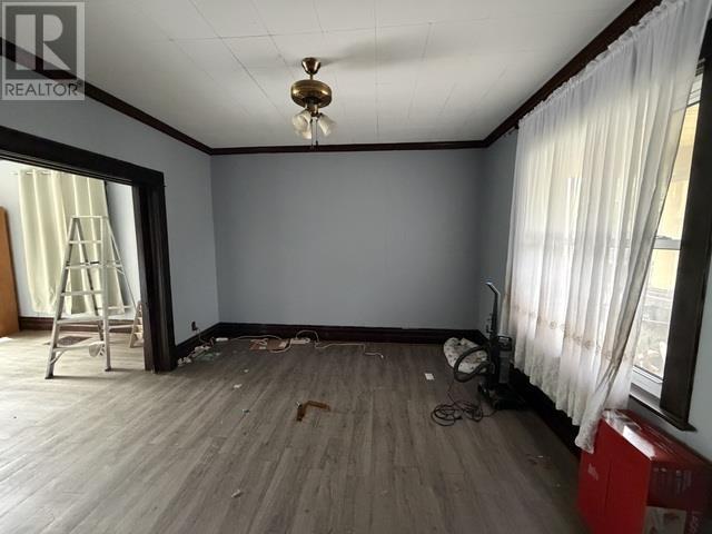 257 Alexandra ST - 9