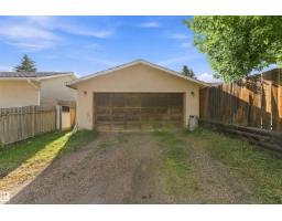 17005 95 St Nw, Edmonton, AB T5Z2A7 Photo 28