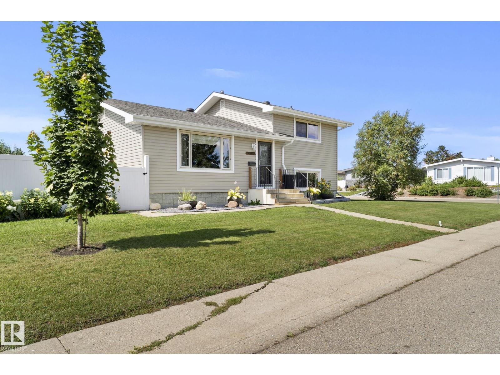 14402 64 ST NW - 5
