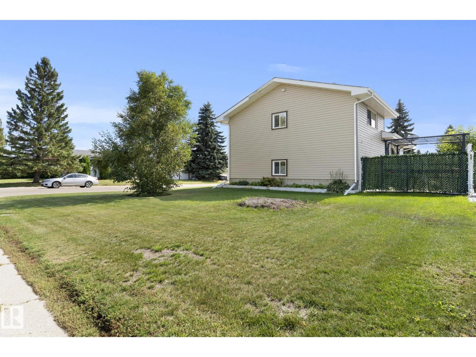 14402 64 ST NW - 9