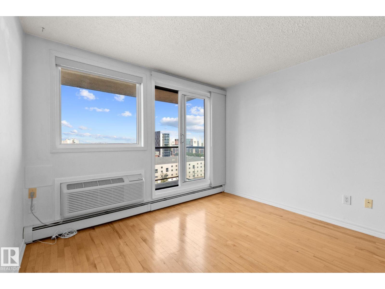 #905 10303 105 ST NW - 22