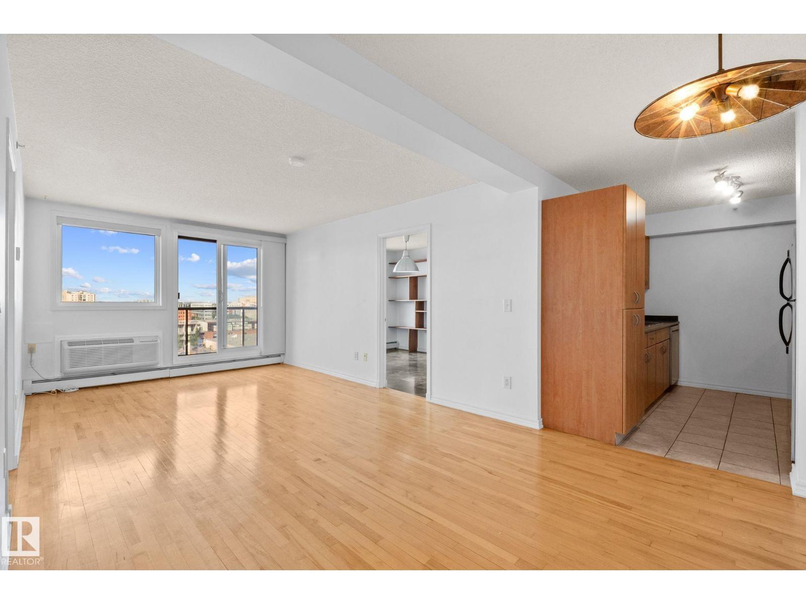#905 10303 105 ST NW - 16