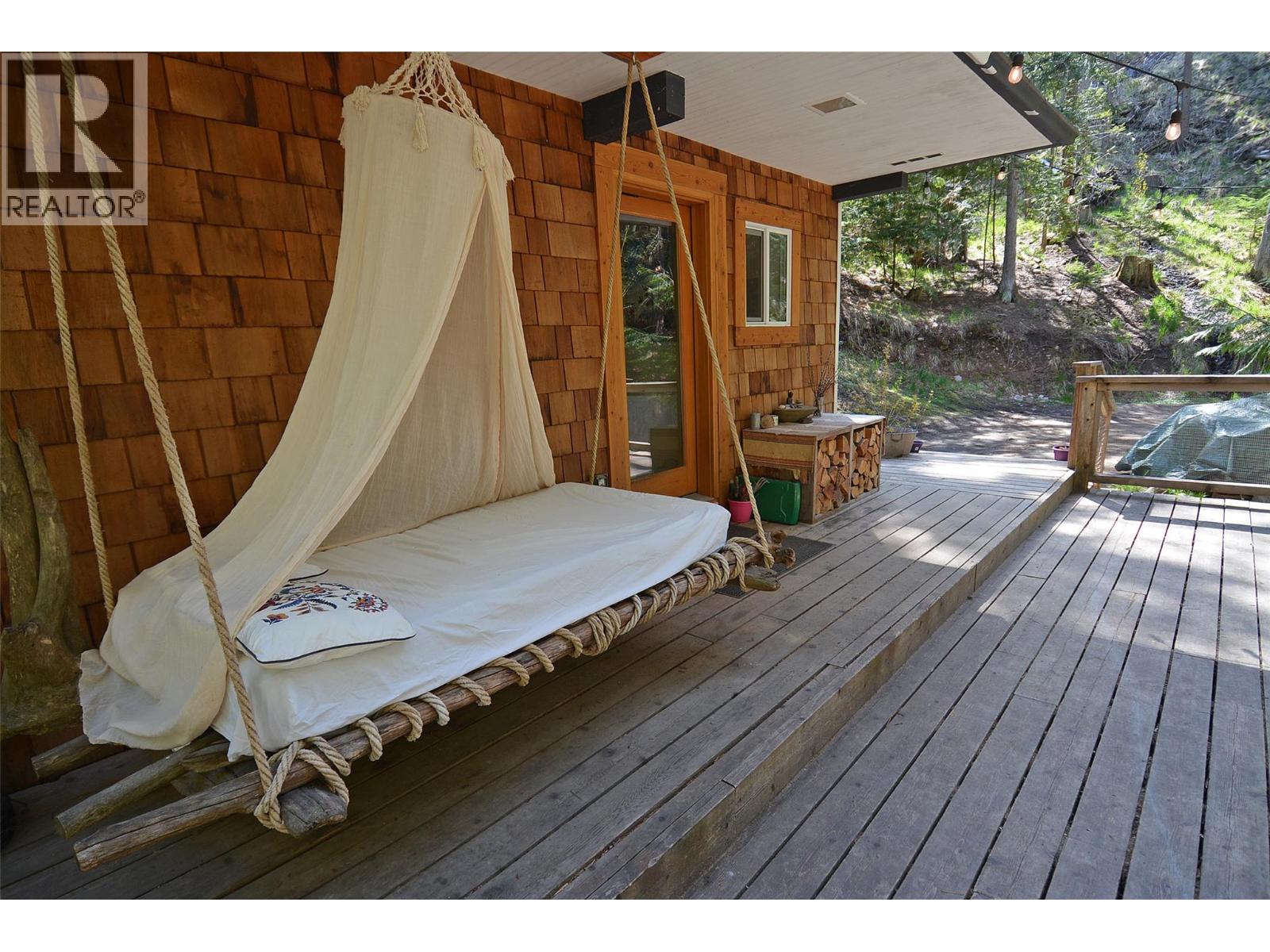 5396 6 Highway - Image 25
