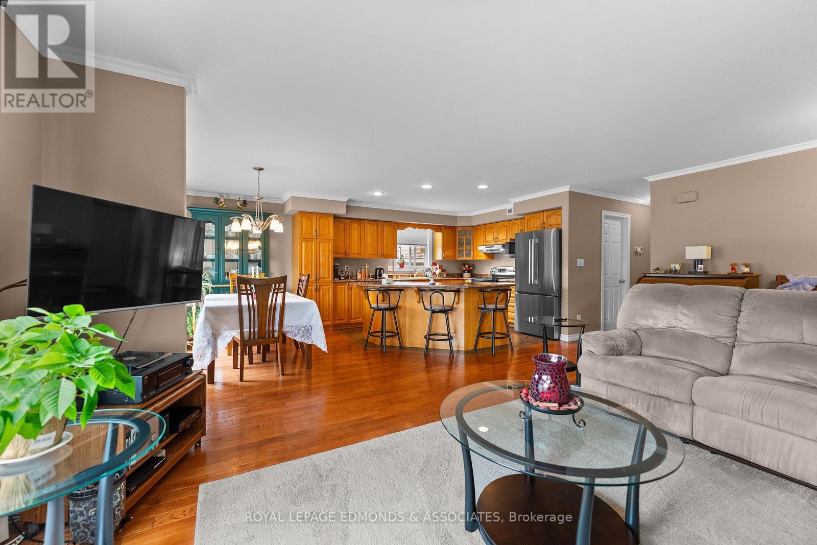626 MOSS DRIVE - Image 14