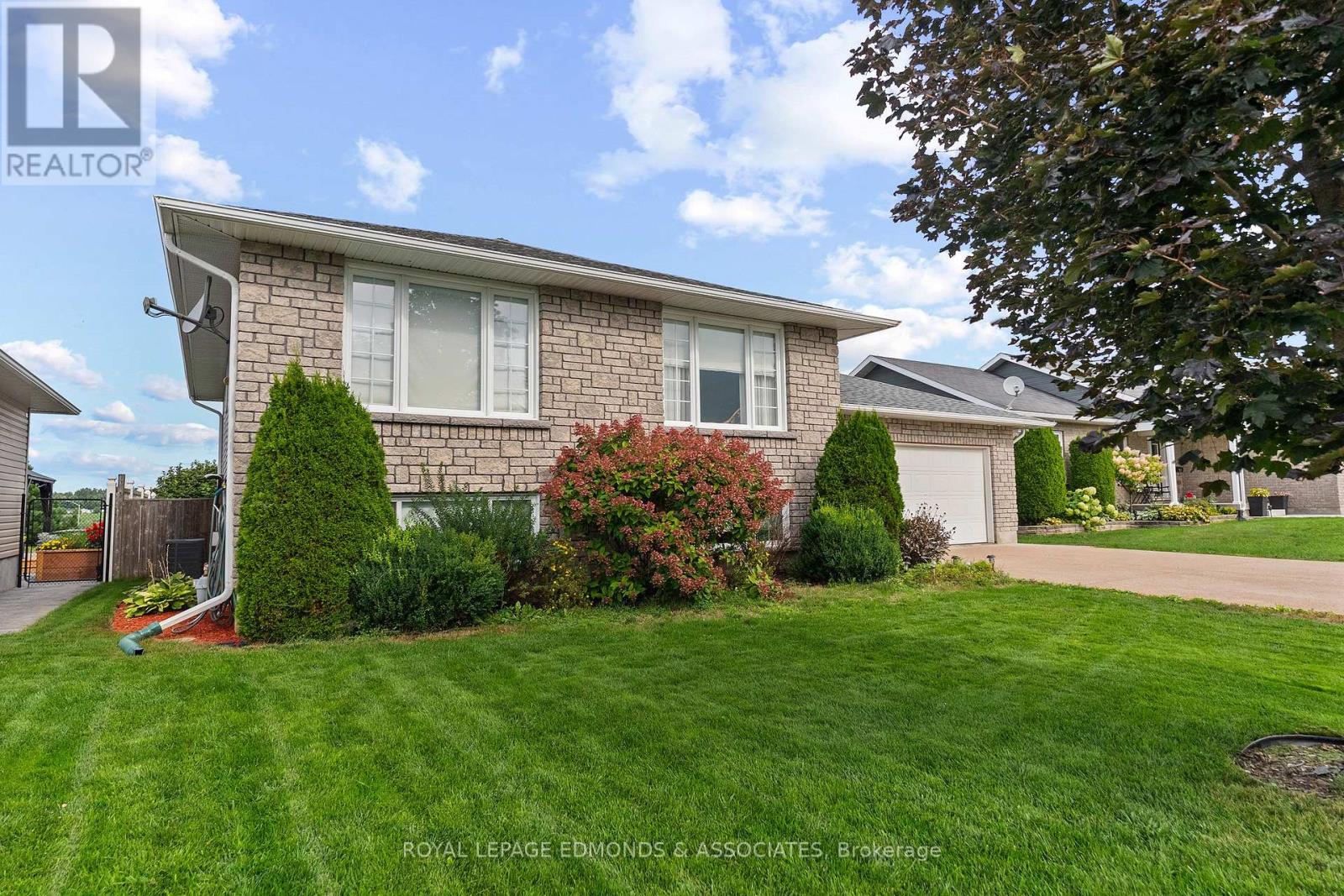 626 MOSS DRIVE - 3