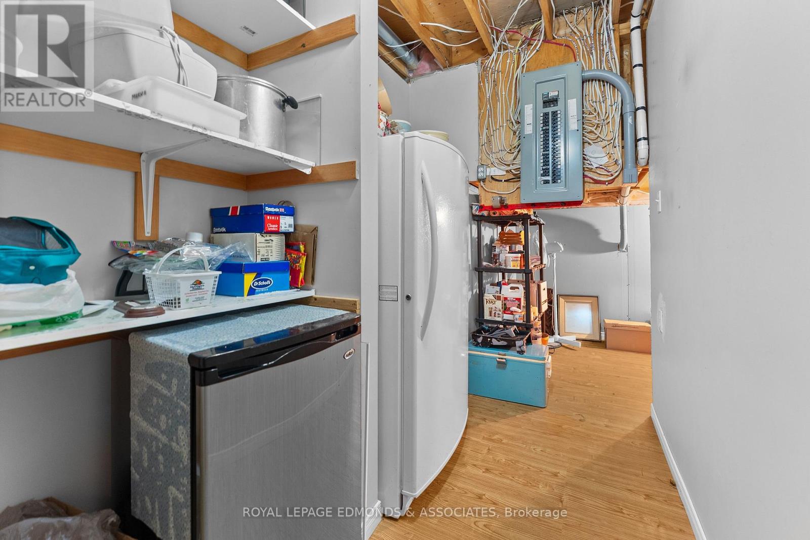 626 MOSS DRIVE - 34